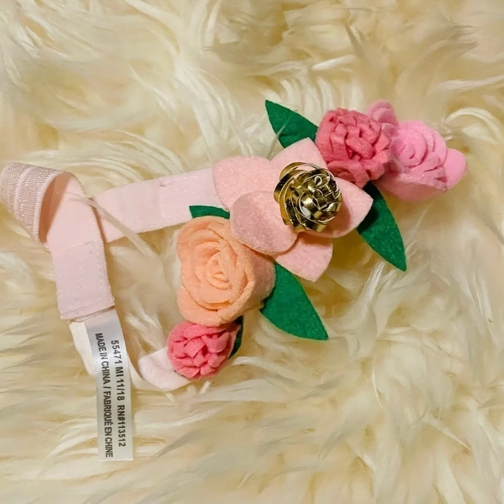 Baby Girl 0-3 Months Lot Blanket Towel Onsie Beanie Pants Floral Headband